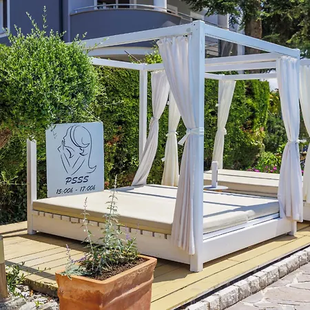 Nika-1 By Interhome * Umag