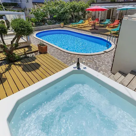 Appartamento Nika-1 By Interhome