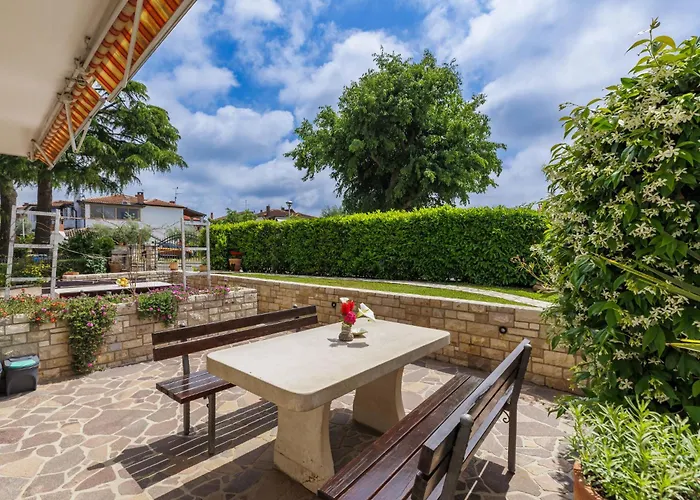 Nika-1 By Interhome * 우마그