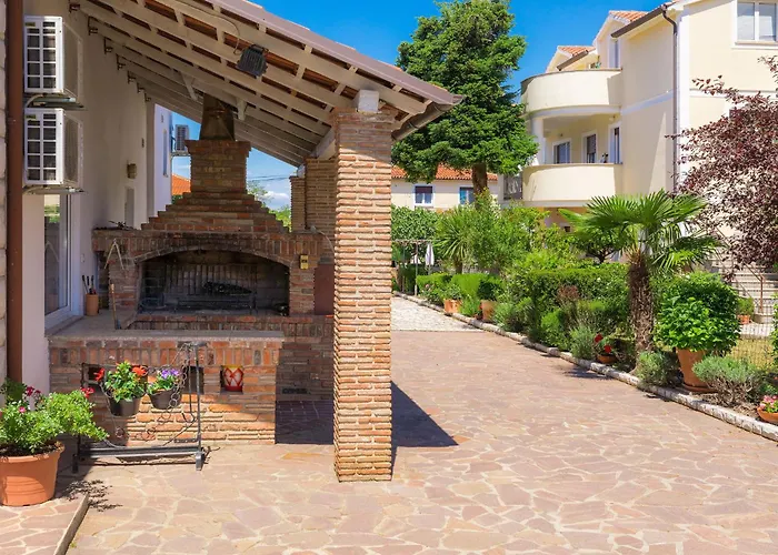 Nika-1 By Interhome 우마그