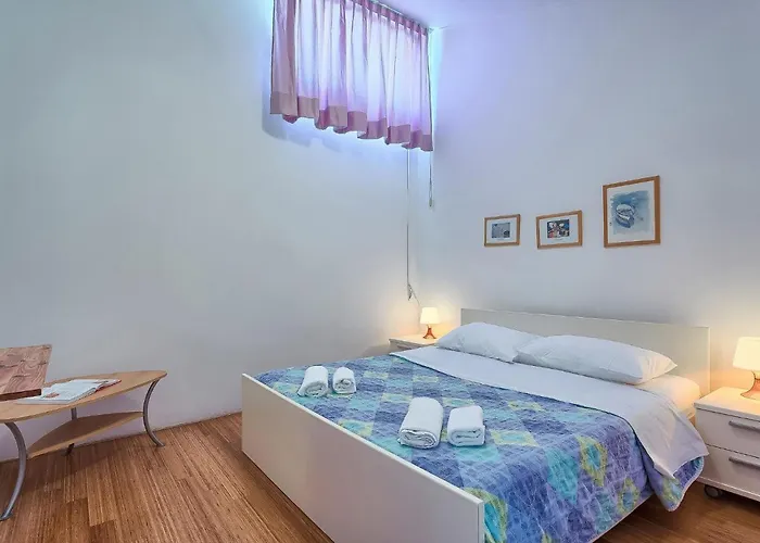 Nika-1 By Interhome Lägenhet Umag